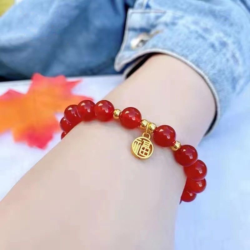 福牌水蜜桃串珠手链女小众设计高级感轻奢手串手饰品